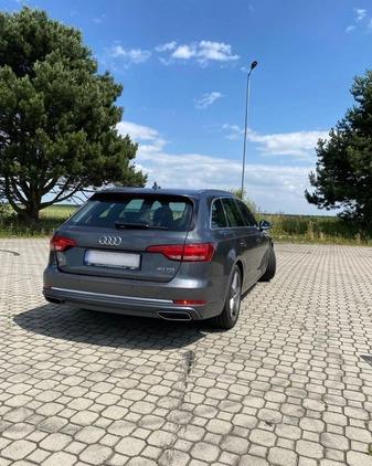 Audi A4 cena 96900 przebieg: 183200, rok produkcji 2019 z Warka małe 154